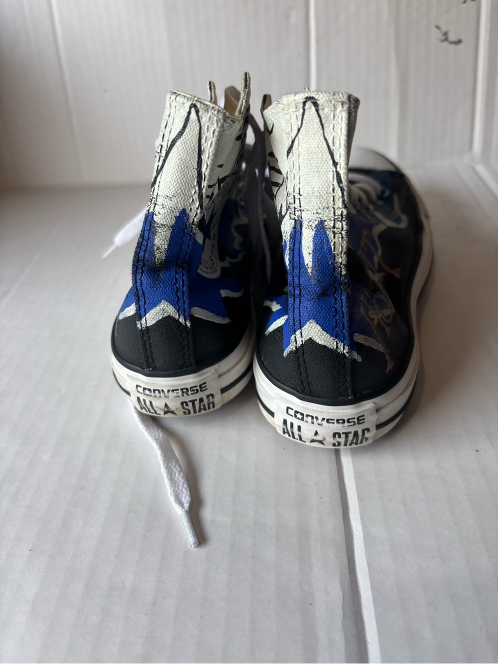 Converse The Hobbit shoes Men’s 5 Women’s 7 - Picture 5 of 7